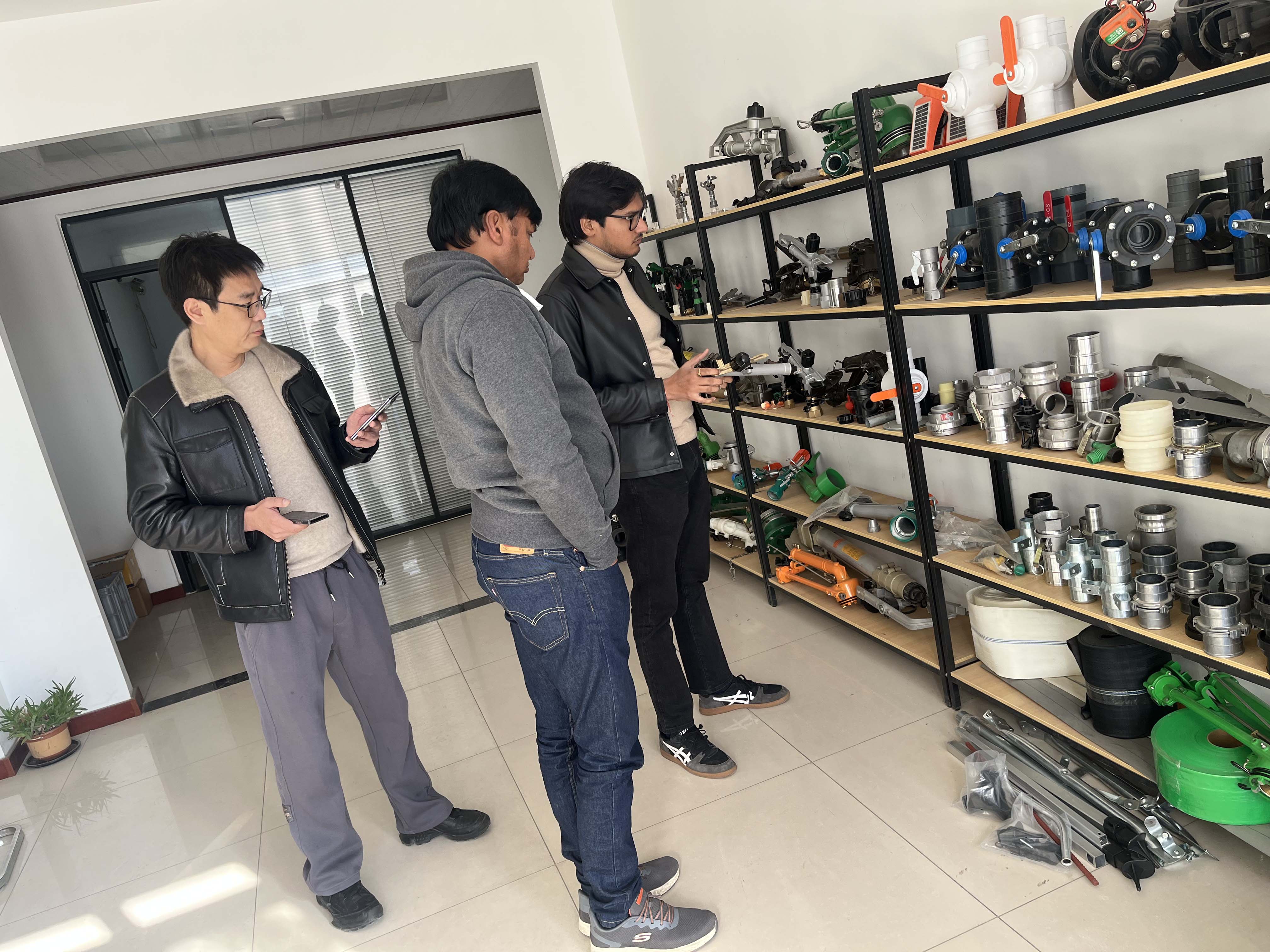 恩施NS40 涡轮喷枪获客户青睐 洽谈批量合作